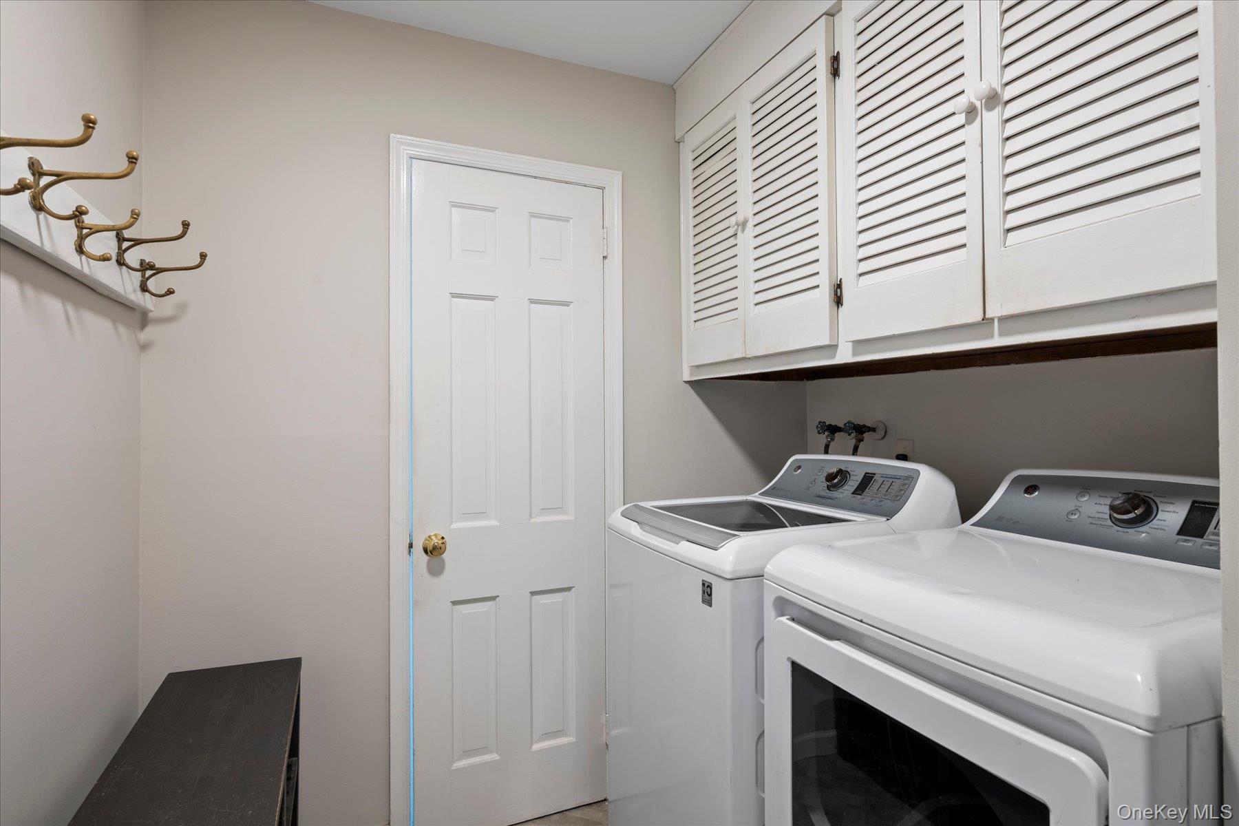 12 Cordwood Path, Shoreham, NY 11786