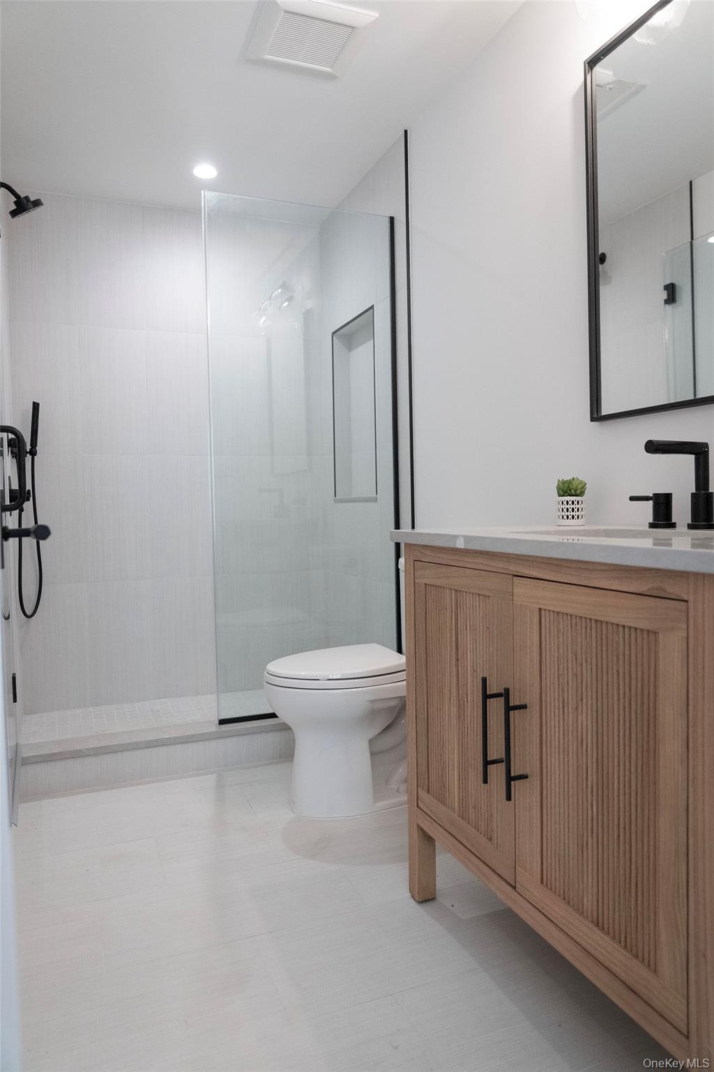 465 Ripple Water Lane, Southold, NY 11971