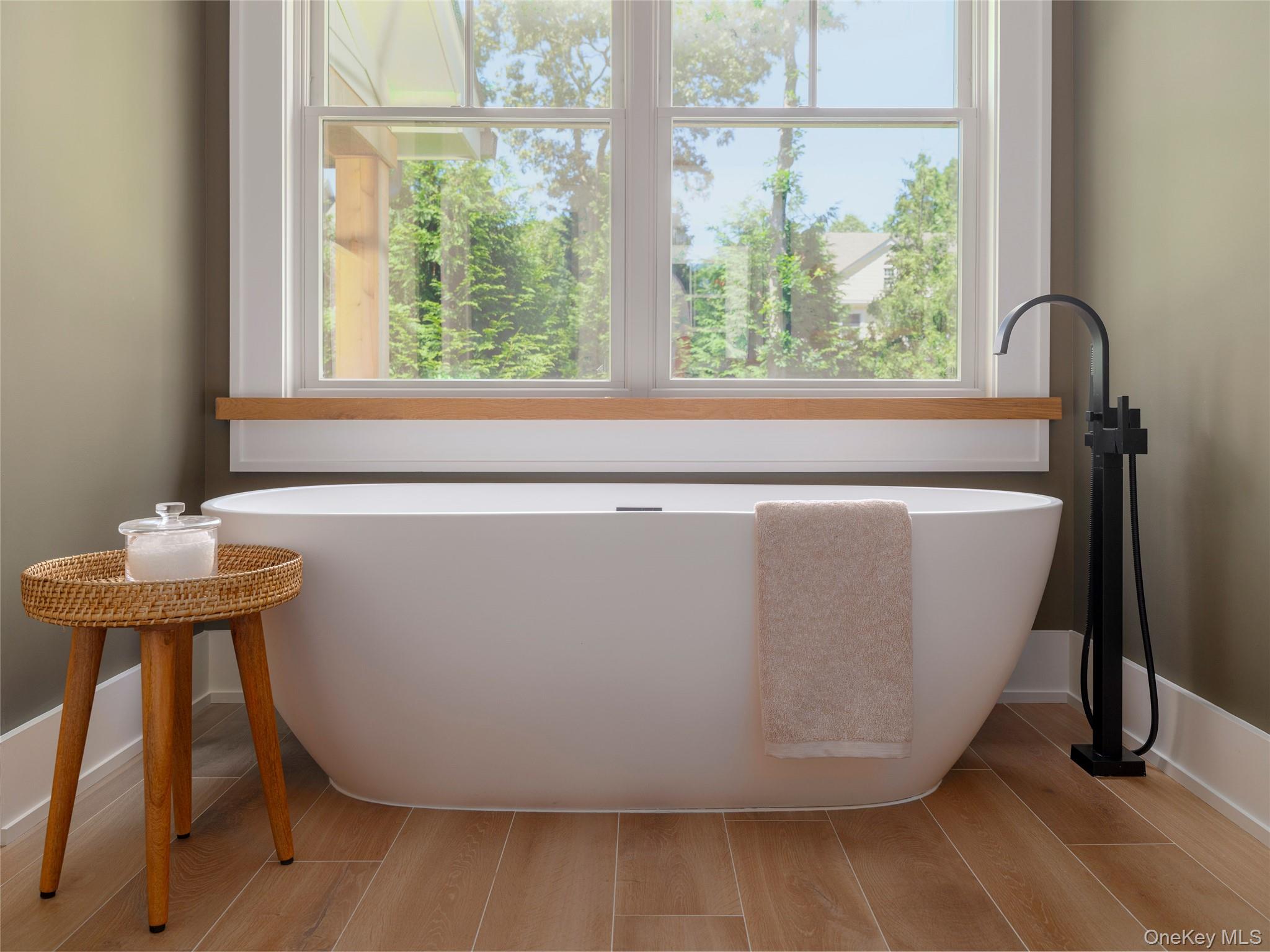 465 Ripple Water Lane, Southold, NY 11971