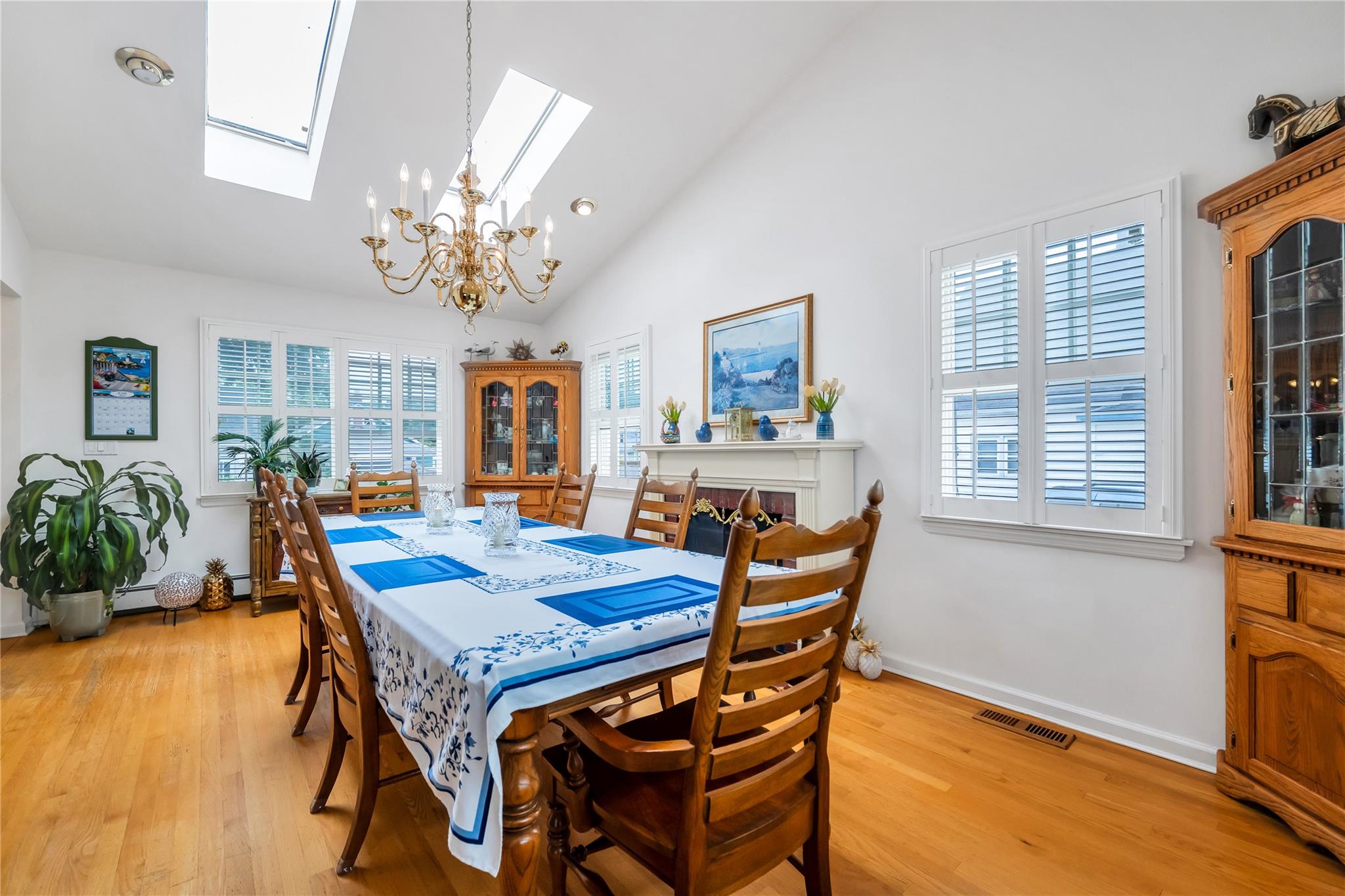 25 Hawthorne Avenue, Central Islip, NY 11722