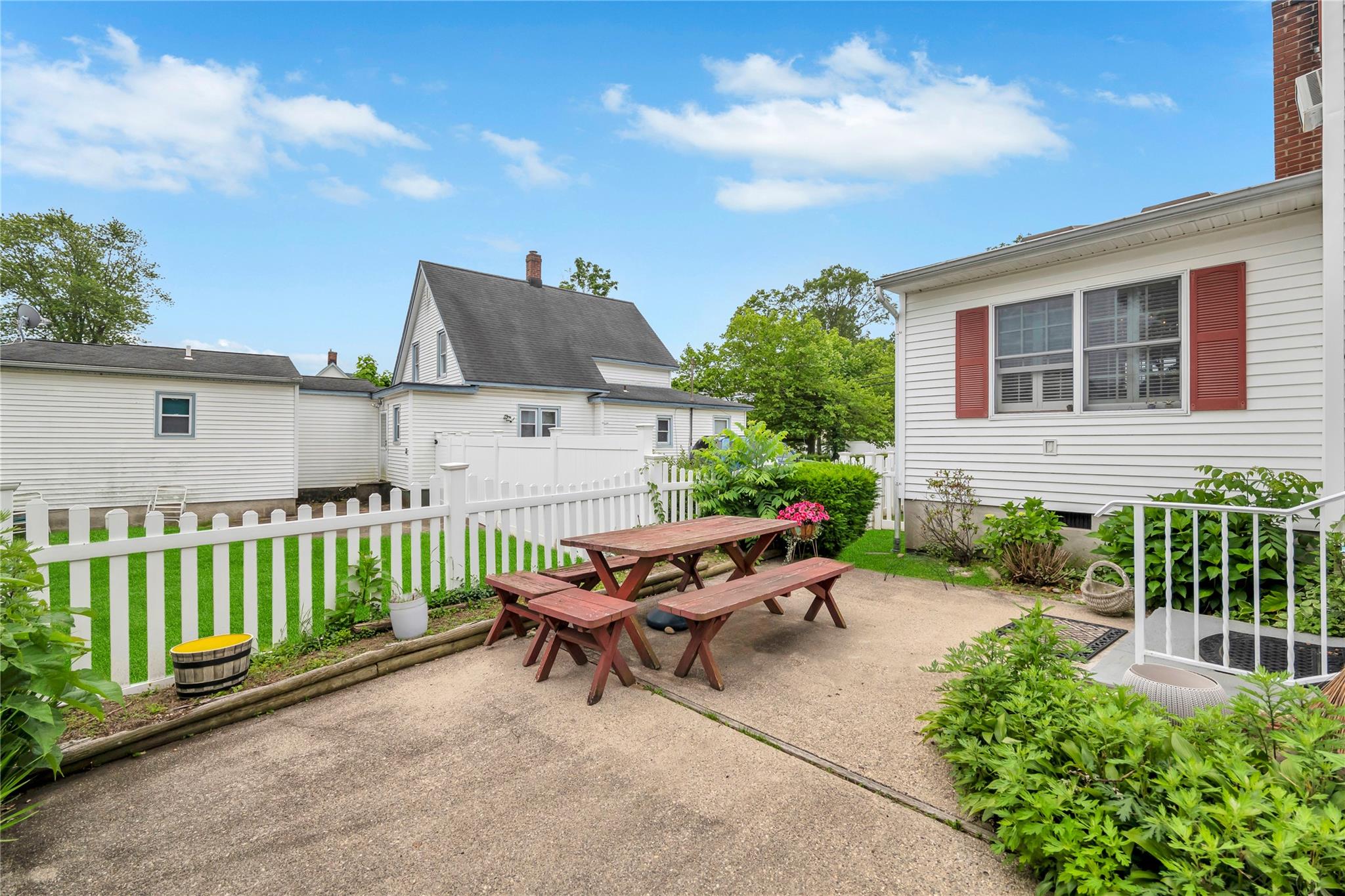 25 Hawthorne Avenue, Central Islip, NY 11722