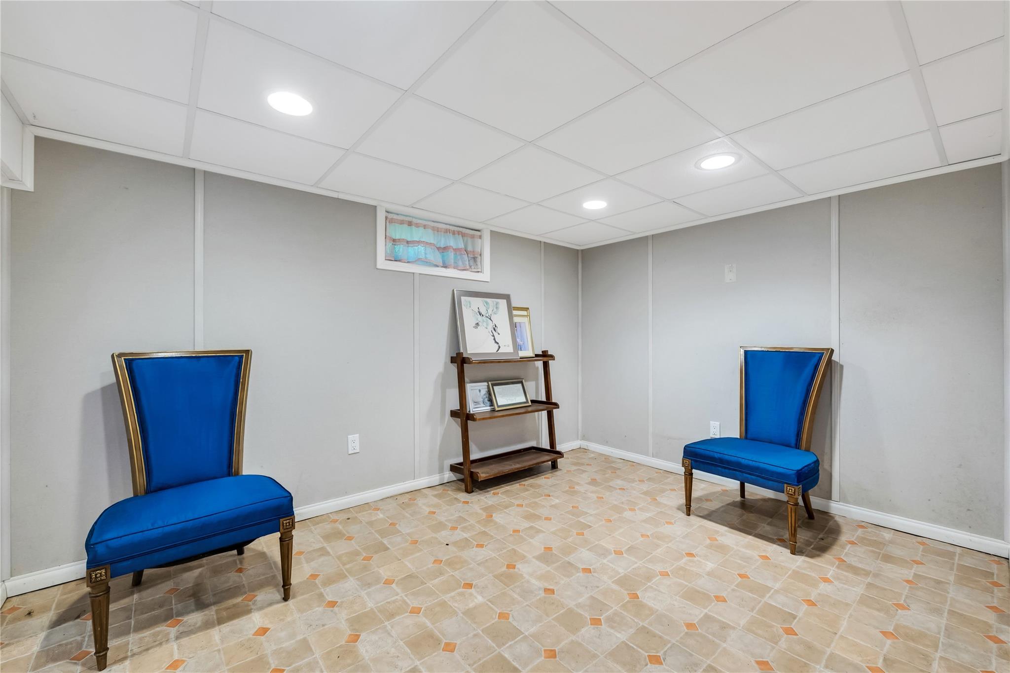 25 Hawthorne Avenue, Central Islip, NY 11722