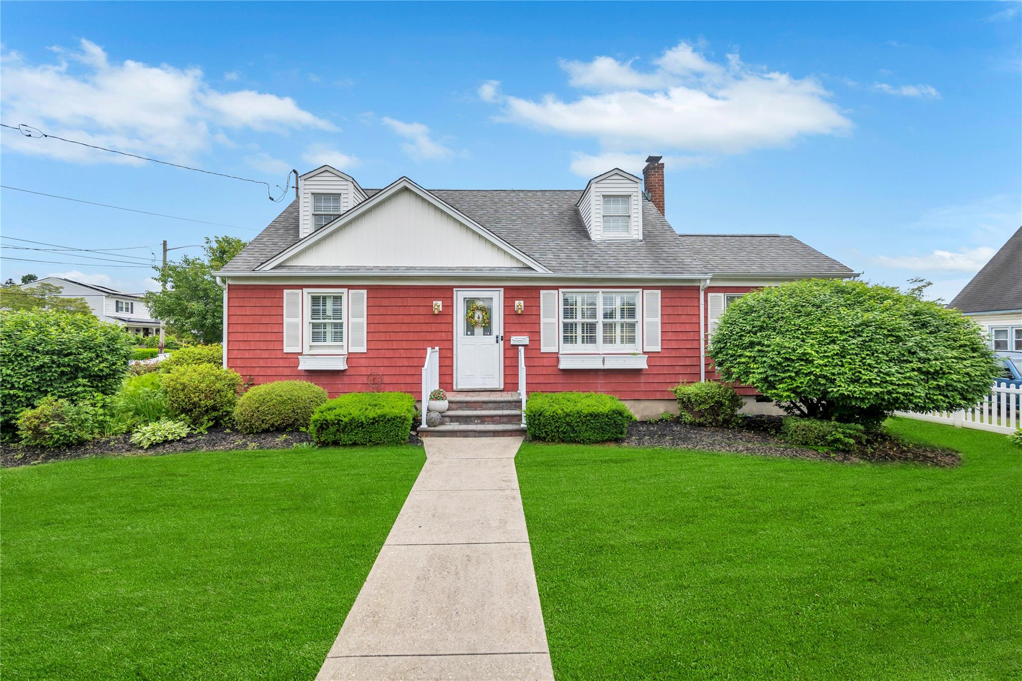 25 Hawthorne Avenue, Central Islip, NY 11722