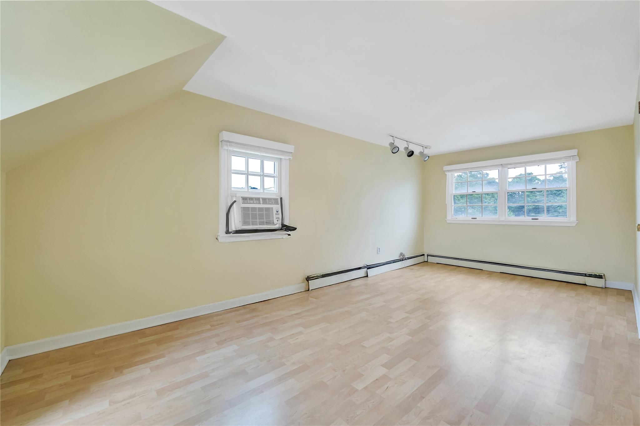 25 Hawthorne Avenue, Central Islip, NY 11722