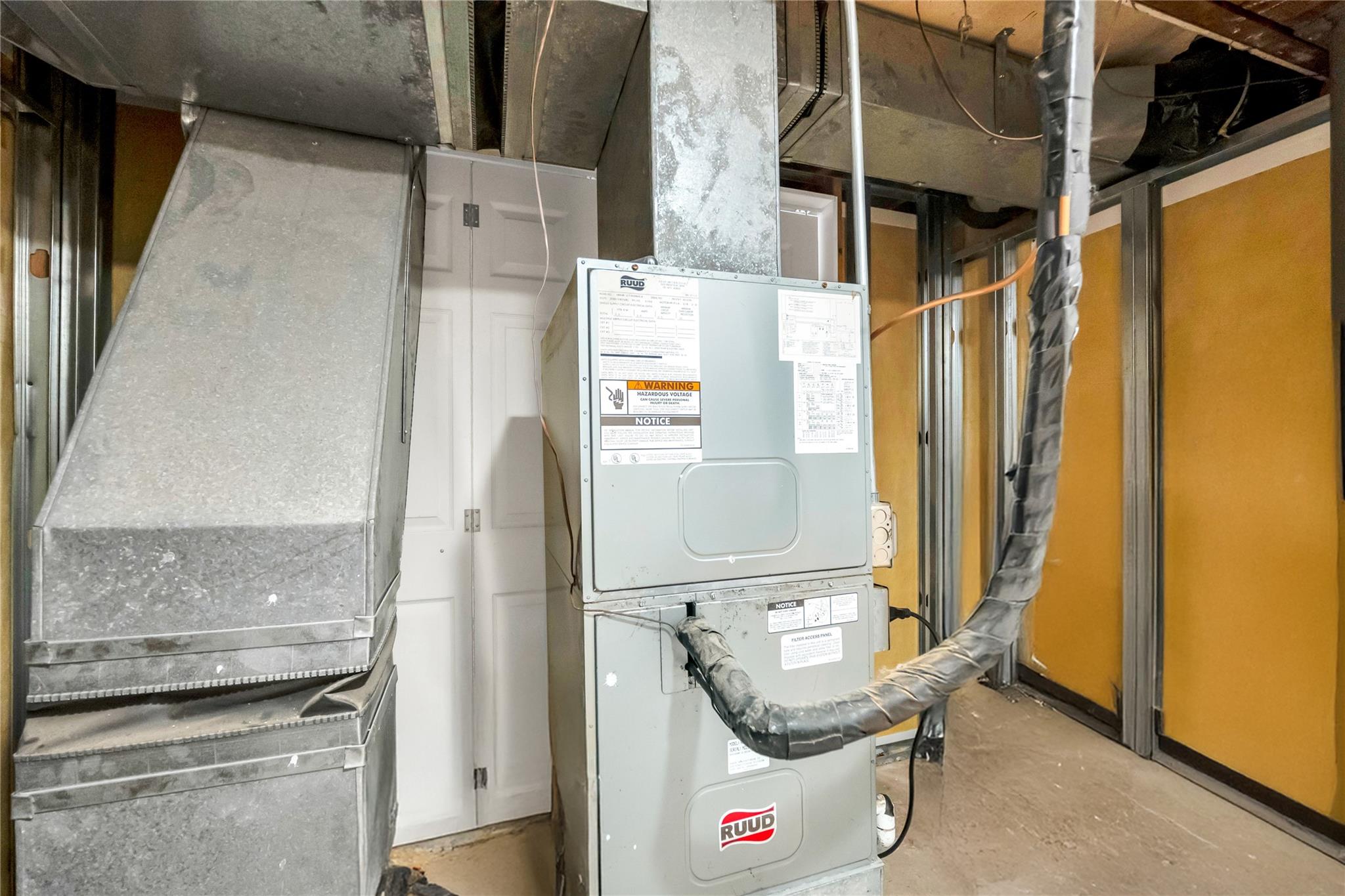 25 Hawthorne Avenue, Central Islip, NY 11722