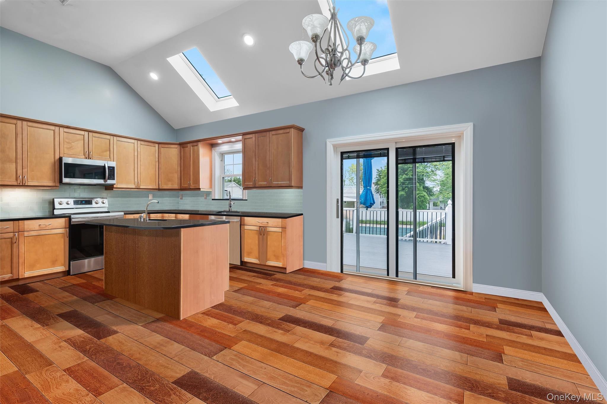 19 Hilltop Place, Monroe, NY 10950