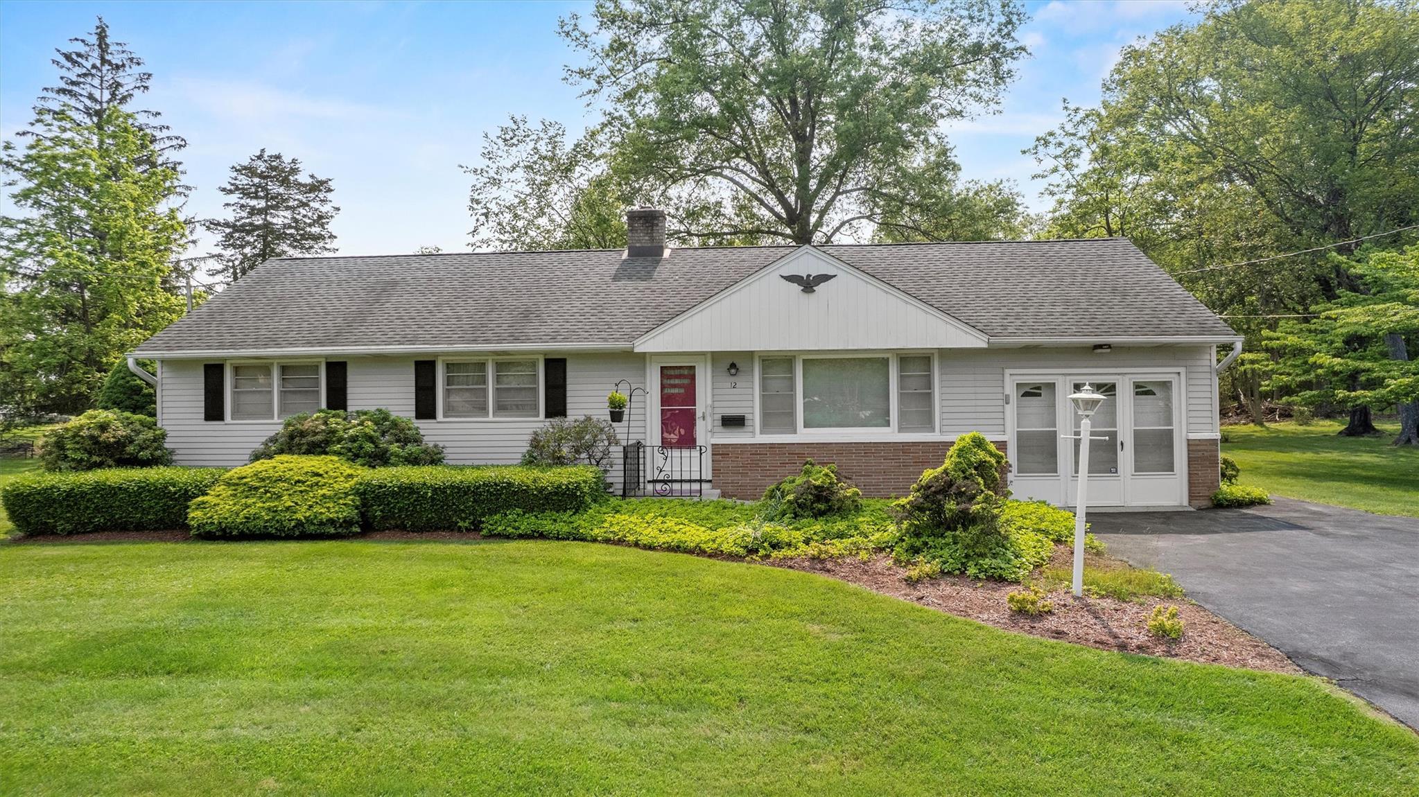 12 Eisenhower Drive, Middletown, NY 10940