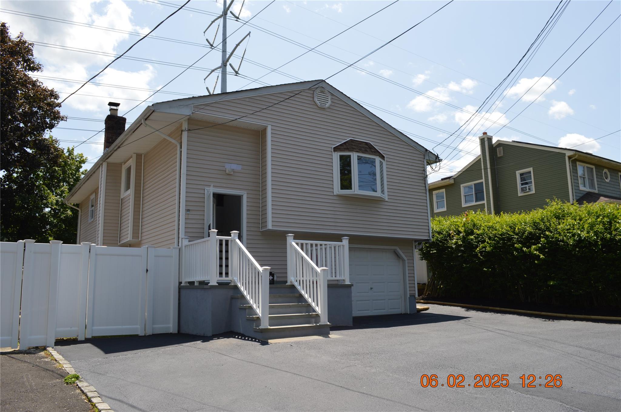 294 Fir Grove Road, Ronkonkoma, NY 11779