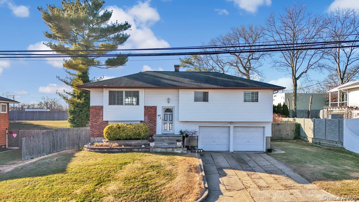 46 Sunburst Drive, Deer Park, NY 11729