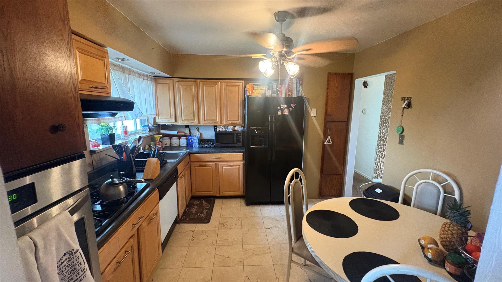 46 Sunburst Drive, Deer Park, NY 11729