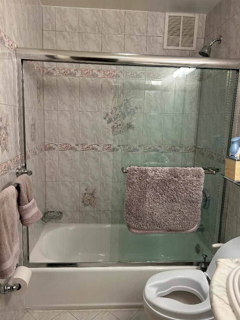 85-10 151st Avenue # 5 G, Howard Beach, NY 11414