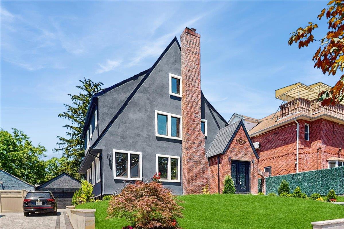 150-11 84th Drive, Jamaica, NY 11432