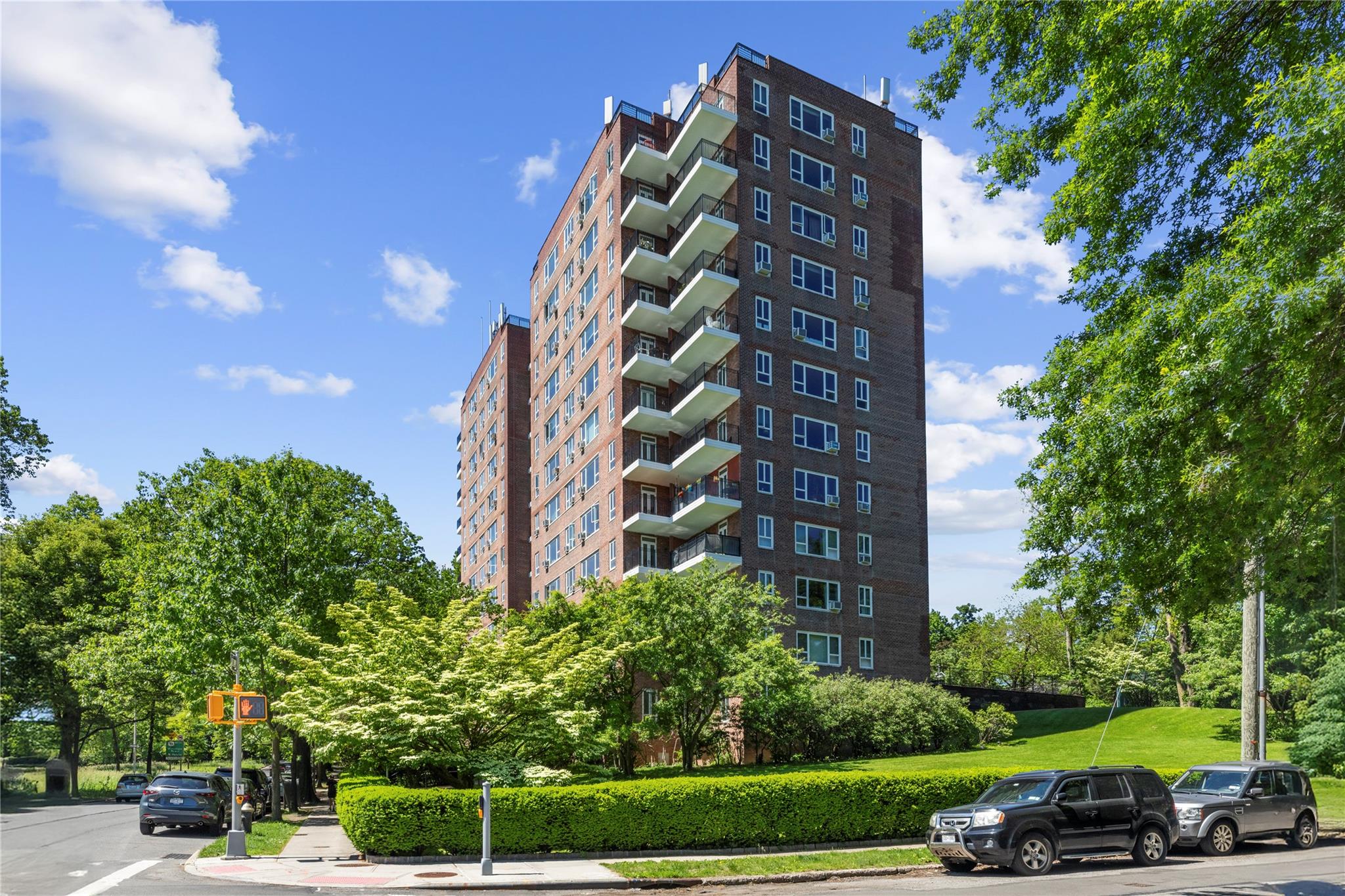5355 Henry Hudson Parkway W # 4G, Bronx, NY 10471