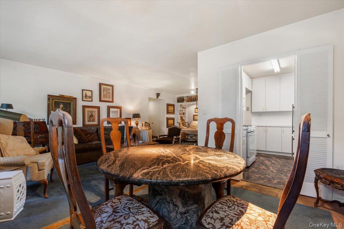 177 E Hartsdale Avenue # 2Y, Hartsdale, NY 10530