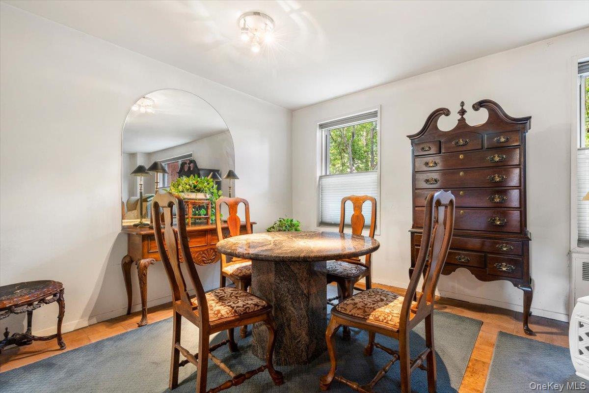 177 E Hartsdale Avenue # 2Y, Hartsdale, NY 10530