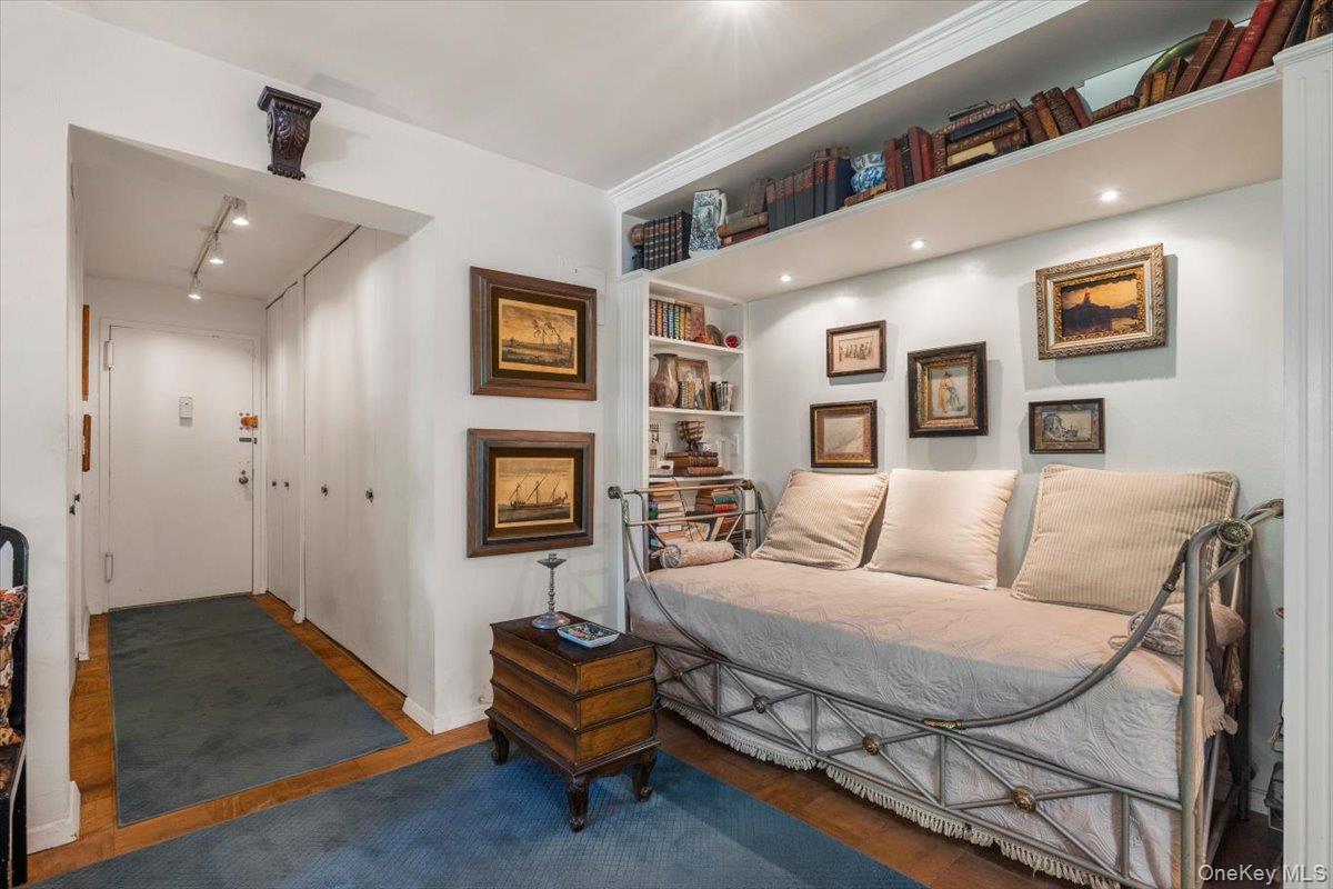 177 E Hartsdale Avenue # 2Y, Hartsdale, NY 10530