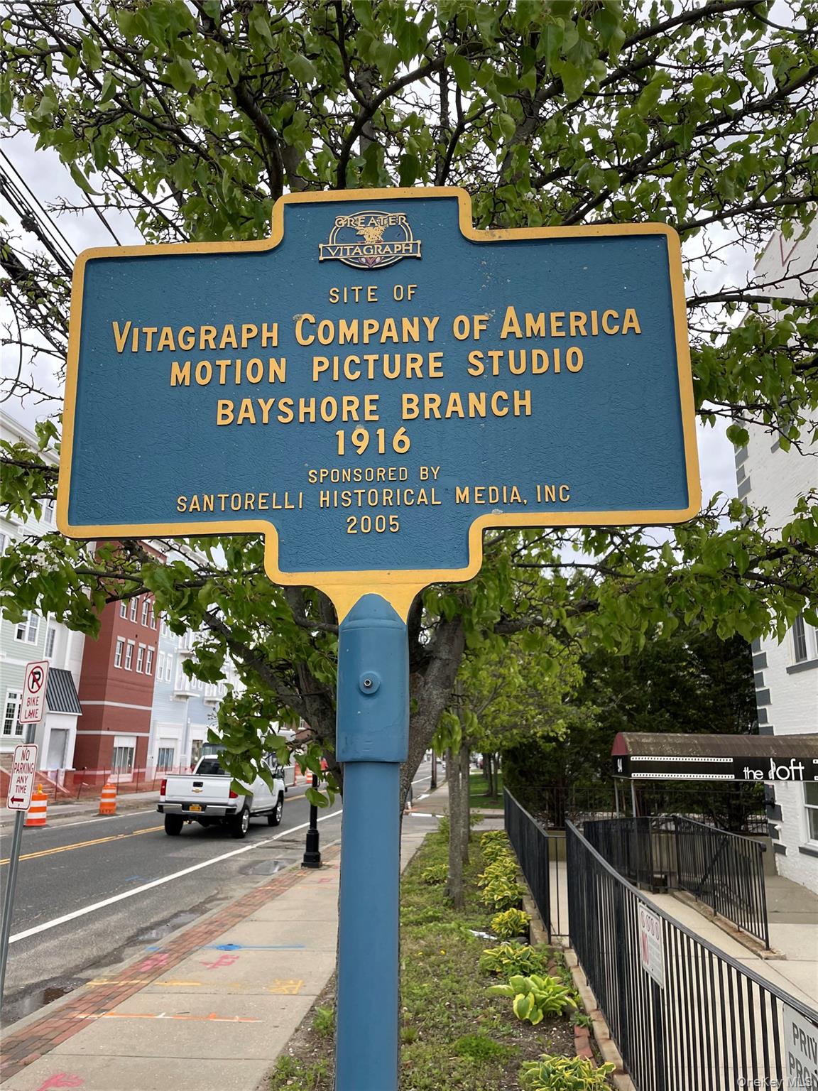 94 4th Avenue, Bay Shore, NY 11706