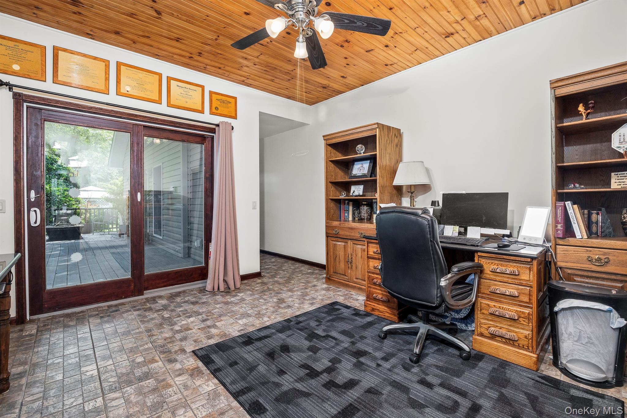 204 Moore Road, Germantown, NY 12526