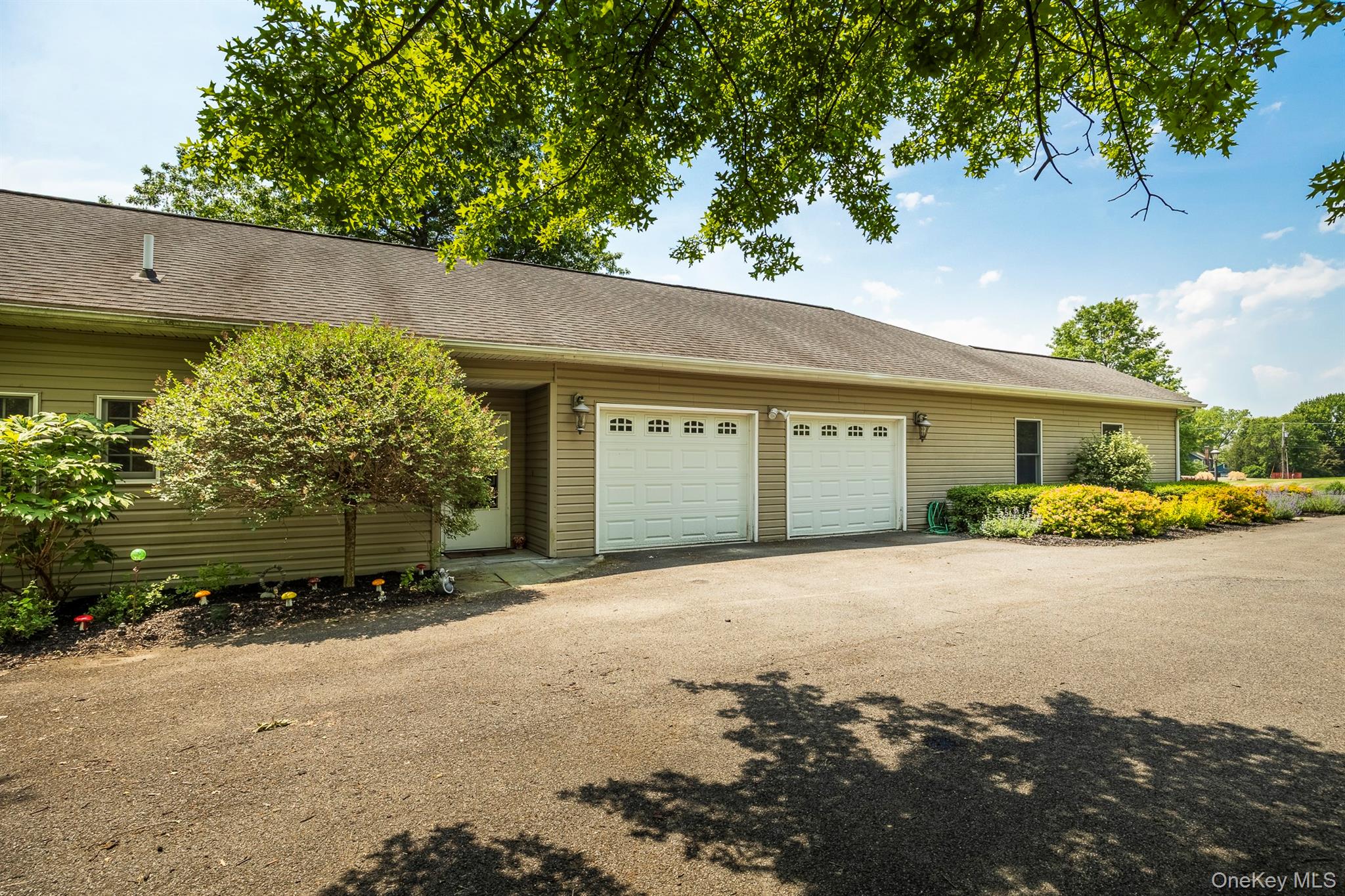 204 Moore Road, Germantown, NY 12526