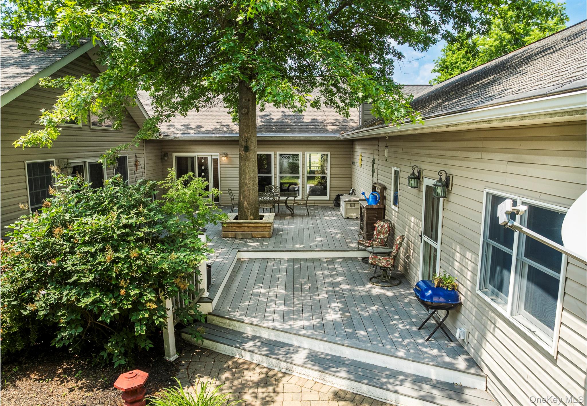 204 Moore Road, Germantown, NY 12526