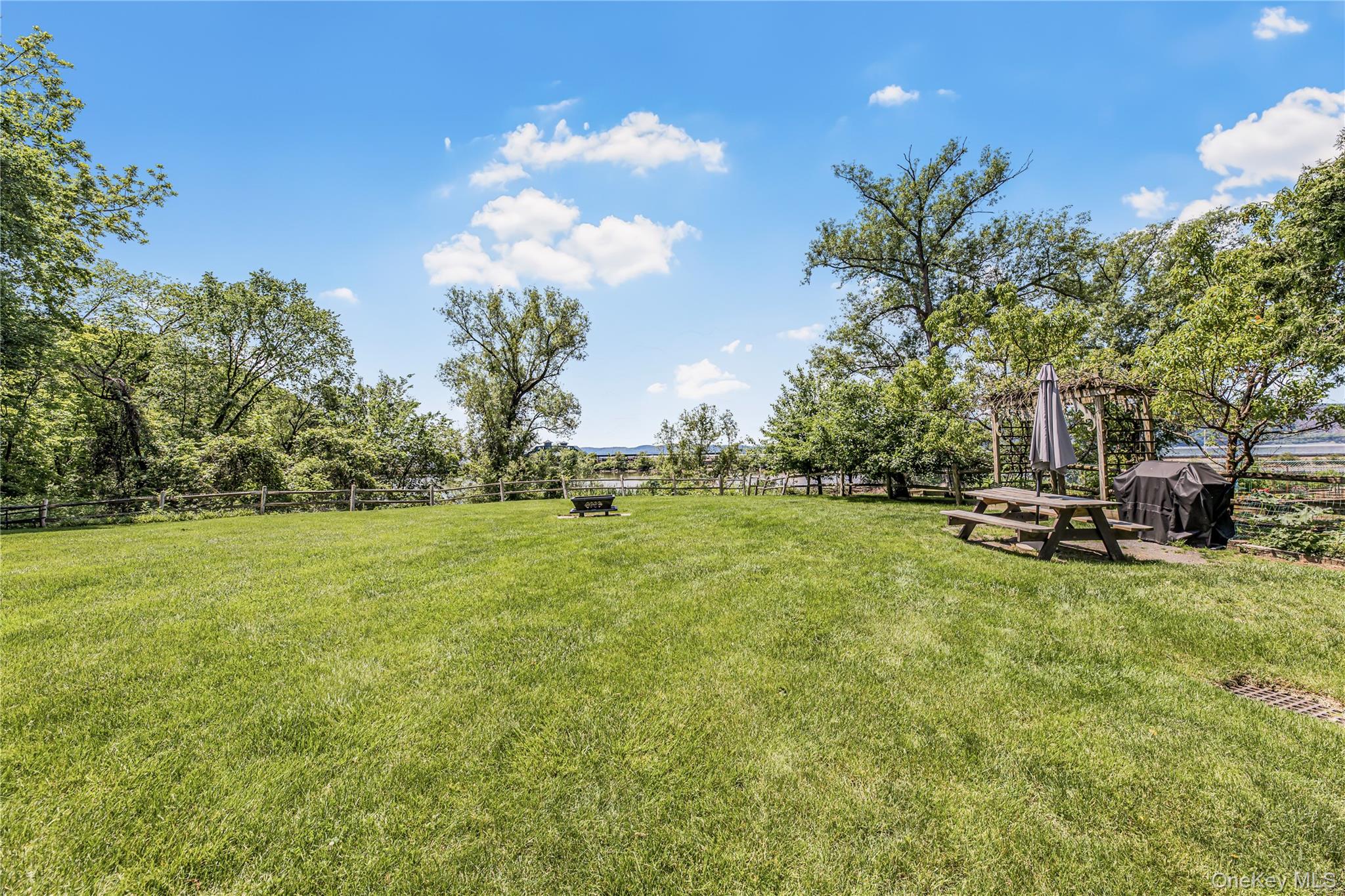 608 Kemeys Cove # 6-08, Briarcliff Manor, NY 10562