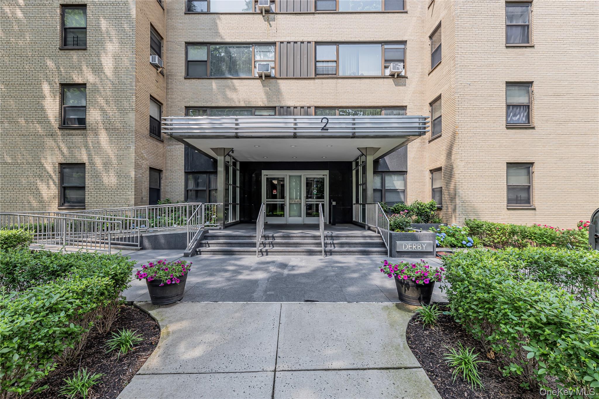 2 Fordham Hill Oval # 2F, Bronx, NY 10468