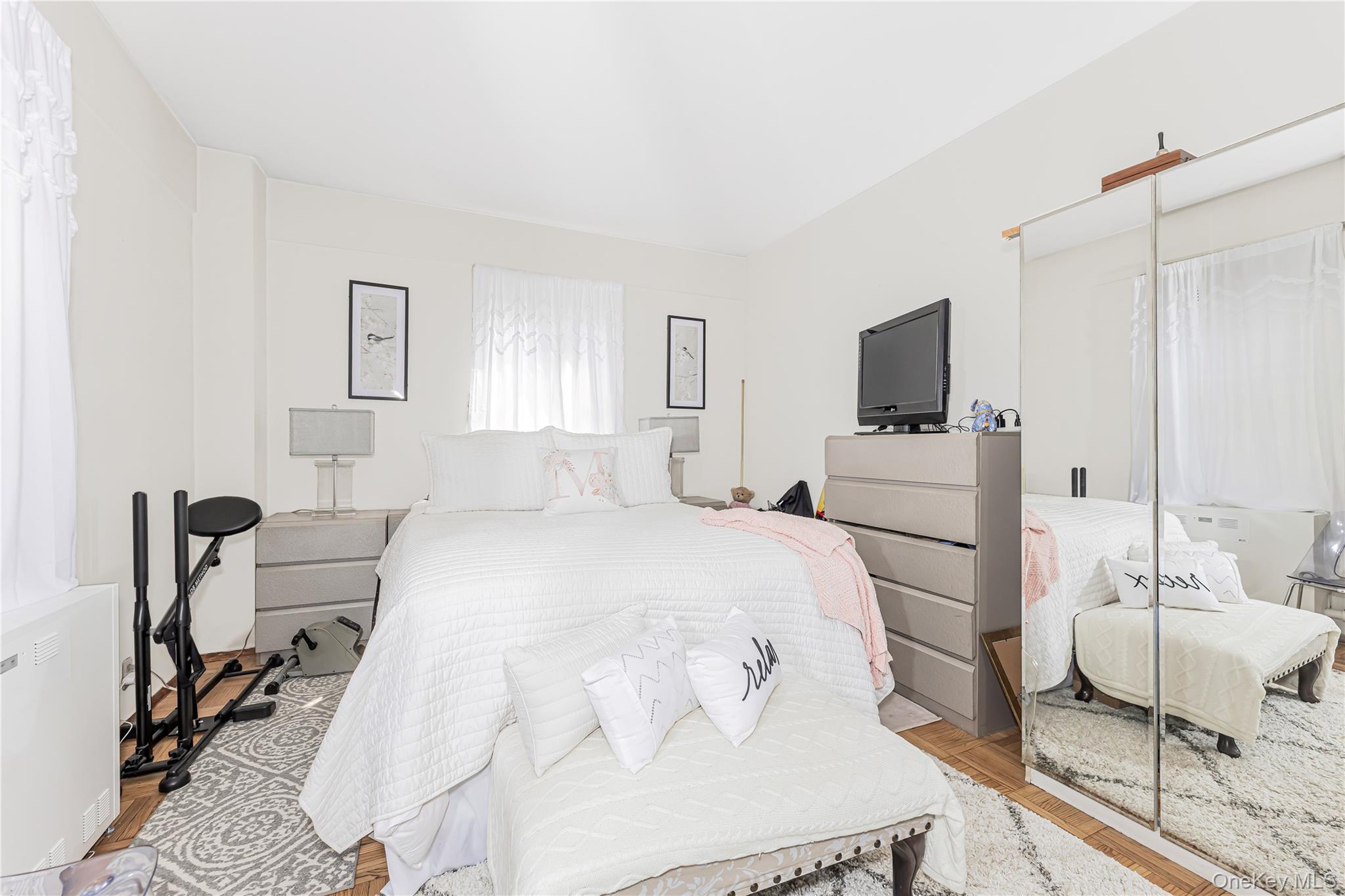 2 Fordham Hill Oval # 2F, Bronx, NY 10468