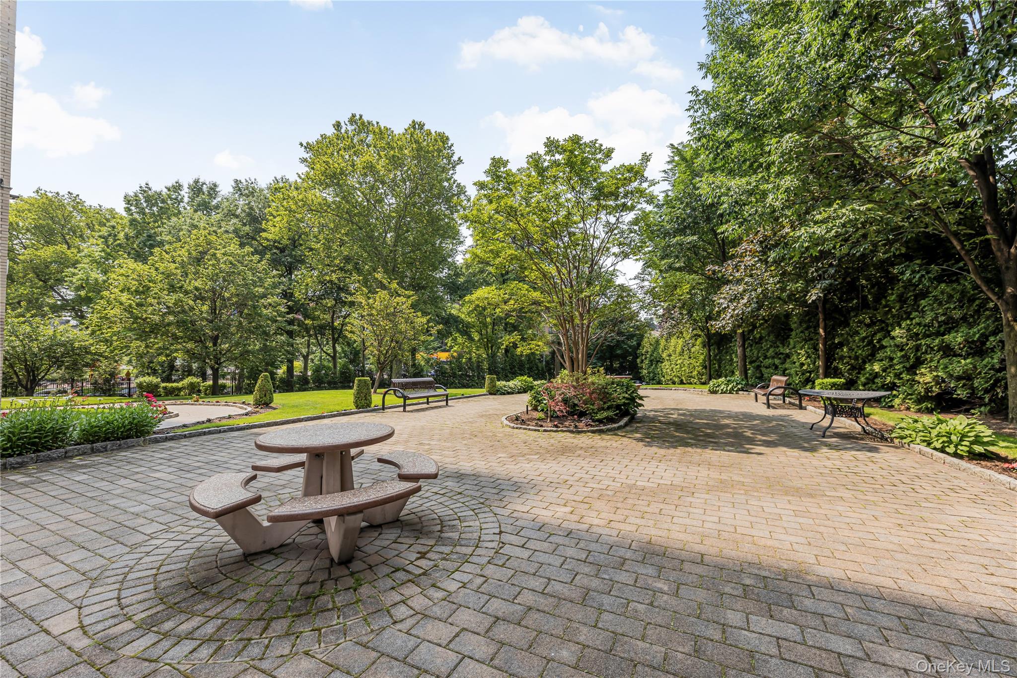 2 Fordham Hill Oval # 2F, Bronx, NY 10468