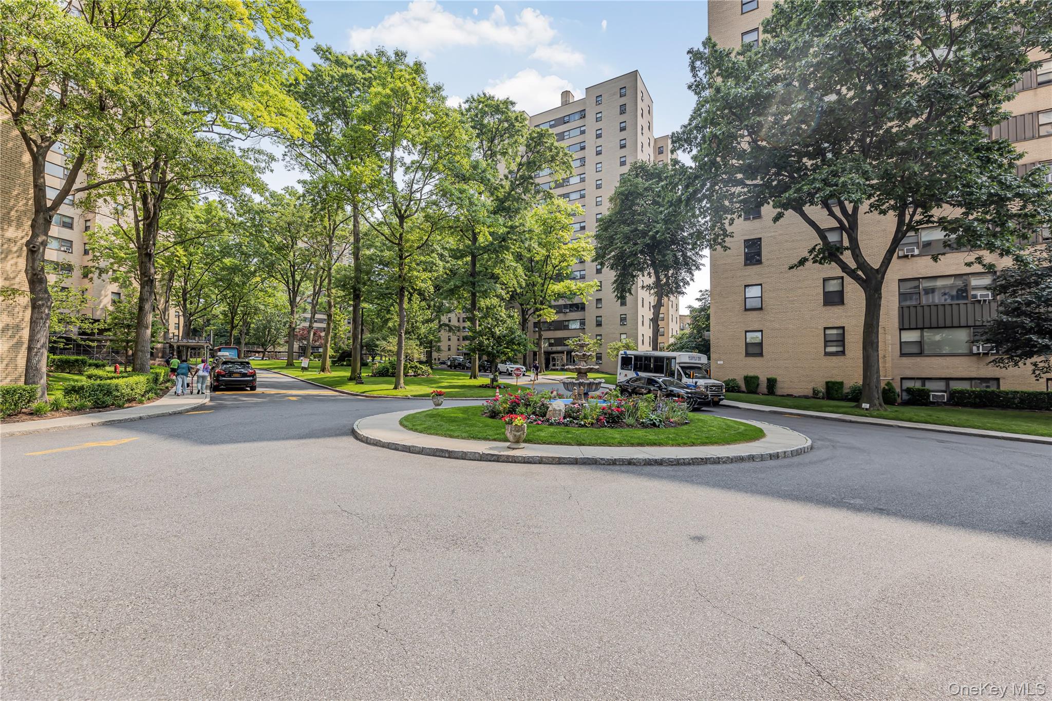 2 Fordham Hill Oval # 2F, Bronx, NY 10468
