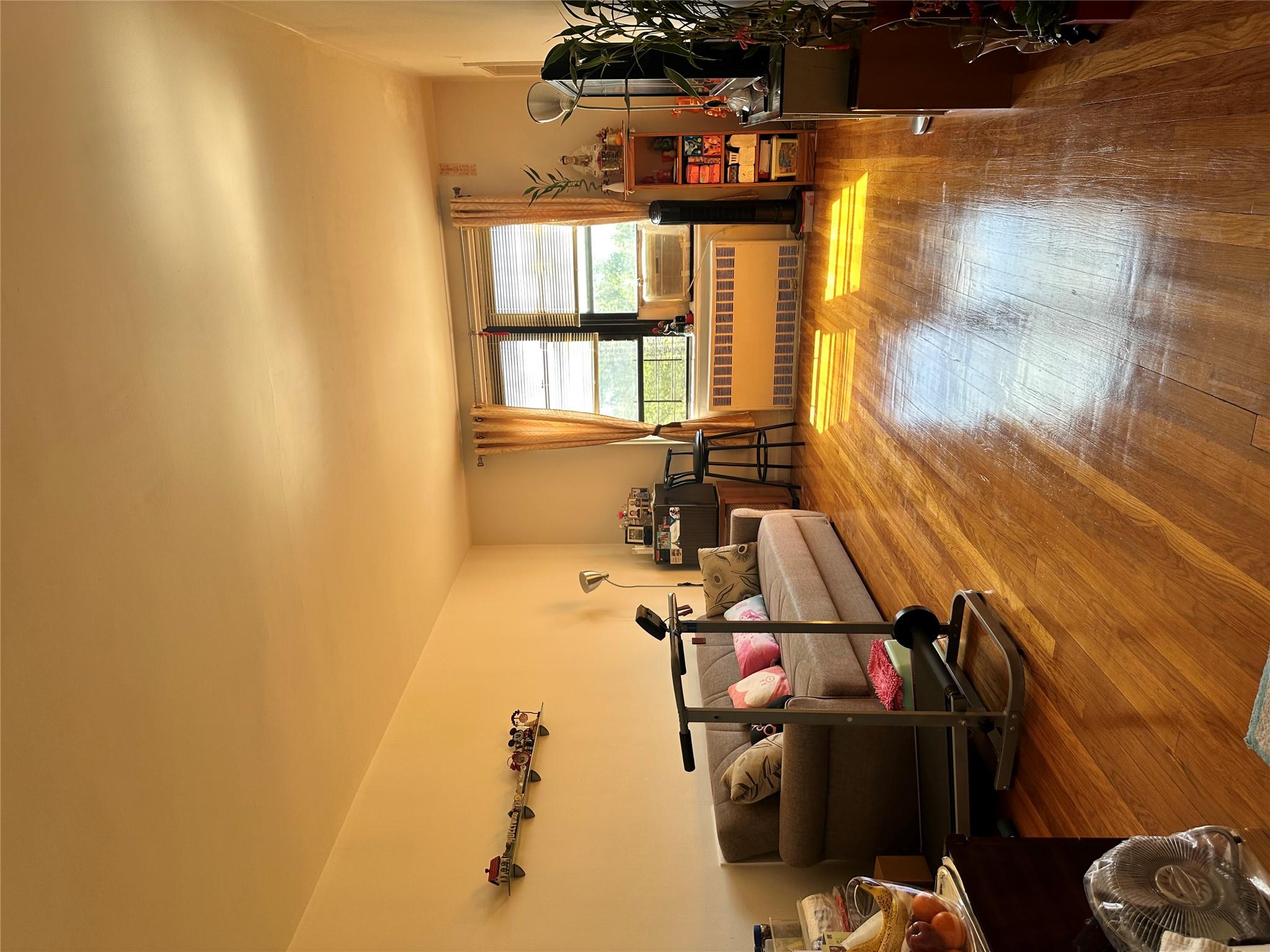 150-11 72 Road # 6A, Flushing, NY 11367