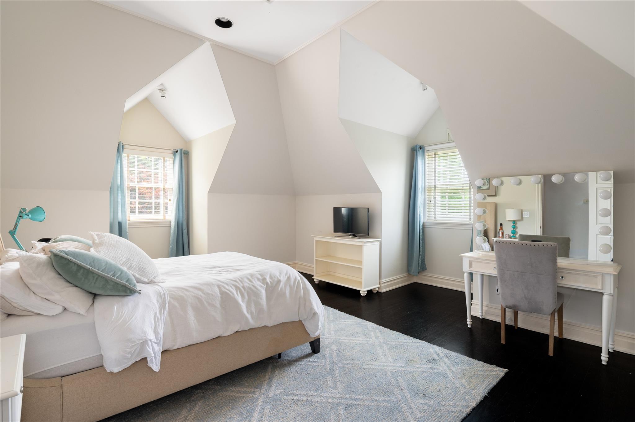 17 Great Hill Farms Road, Bedford, NY 10506