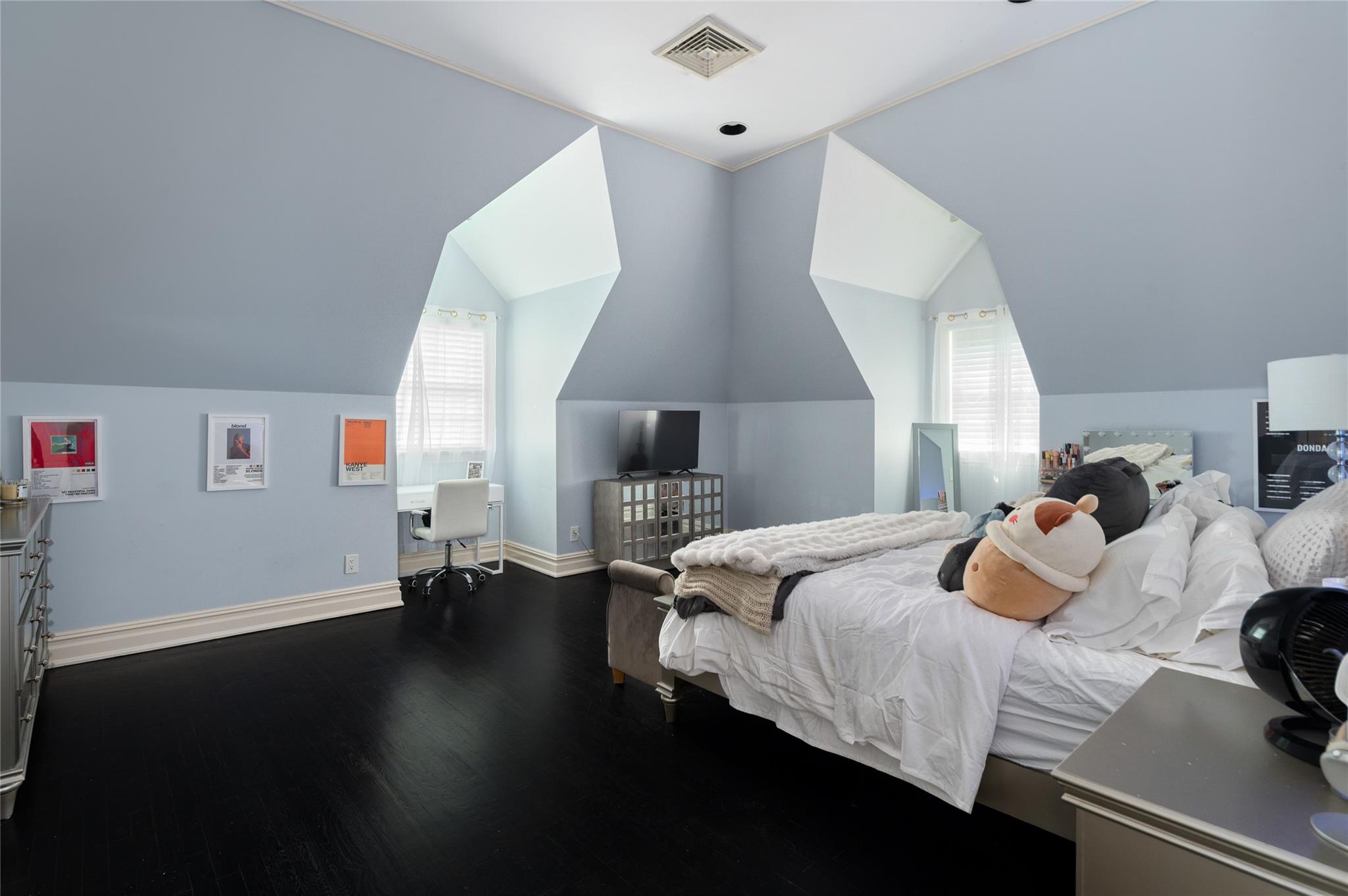 17 Great Hill Farms Road, Bedford, NY 10506