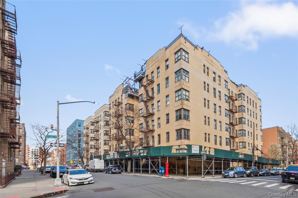 3000 Valentine Avenue # 3E, Bronx, NY 10458