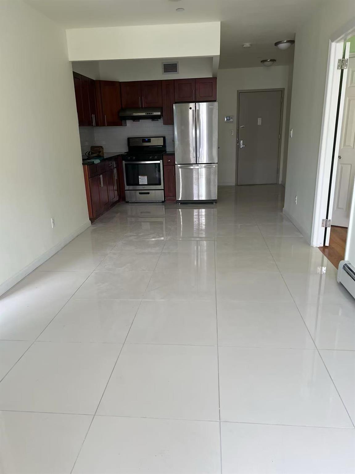 31-53 Linden Place # 2E, Flushing, NY 11354