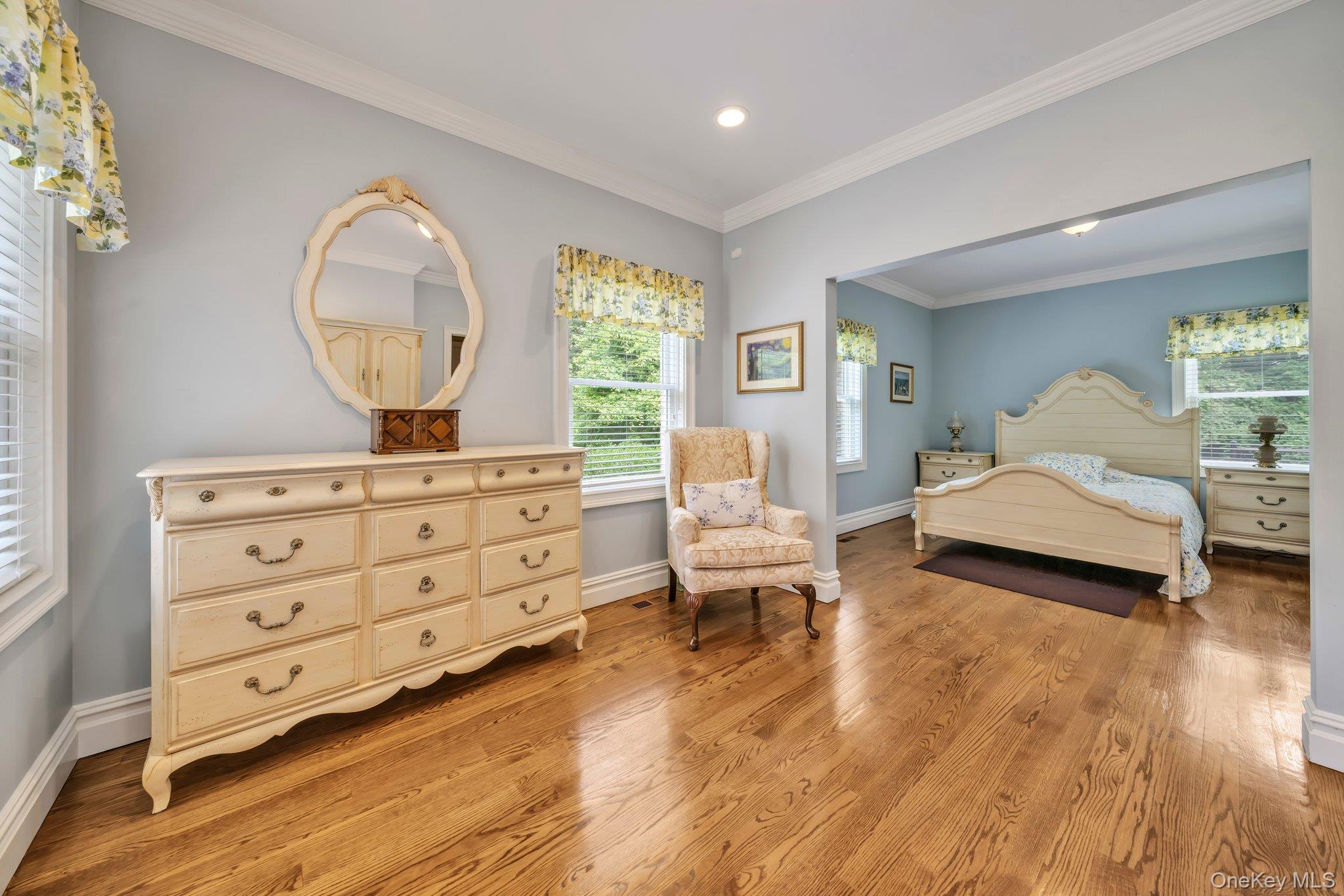 13 Locust Lane, Upper Brookville, NY 11545