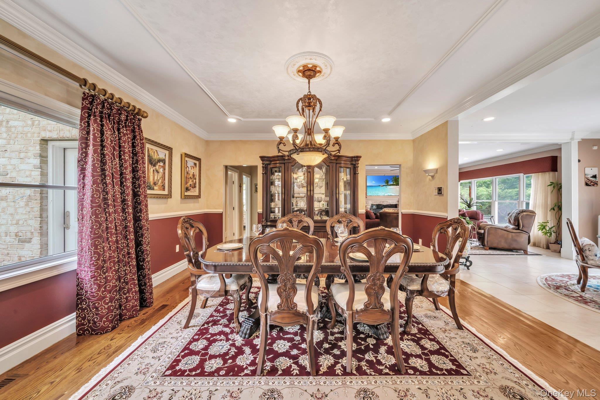 13 Locust Lane, Upper Brookville, NY 11545