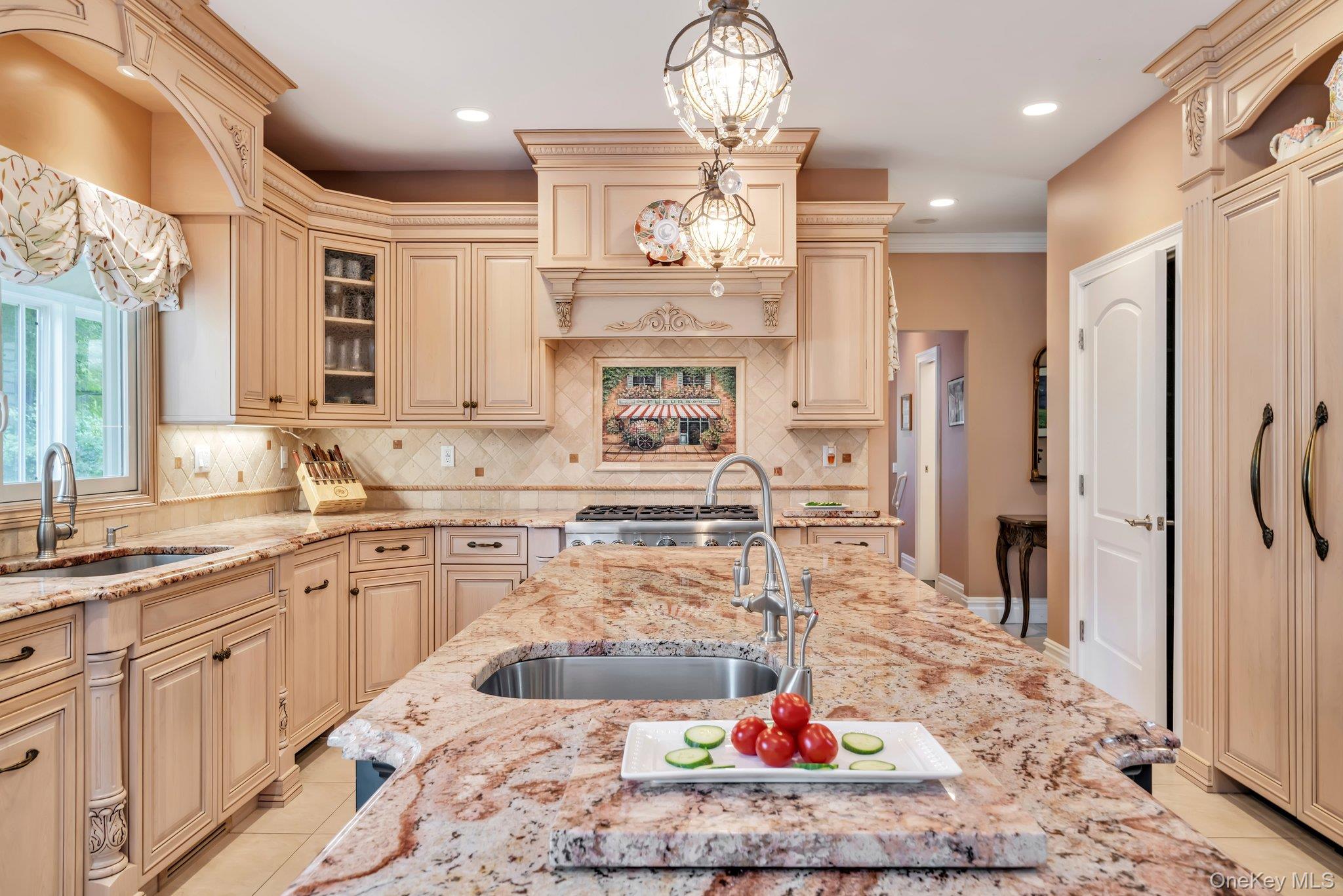 13 Locust Lane, Upper Brookville, NY 11545