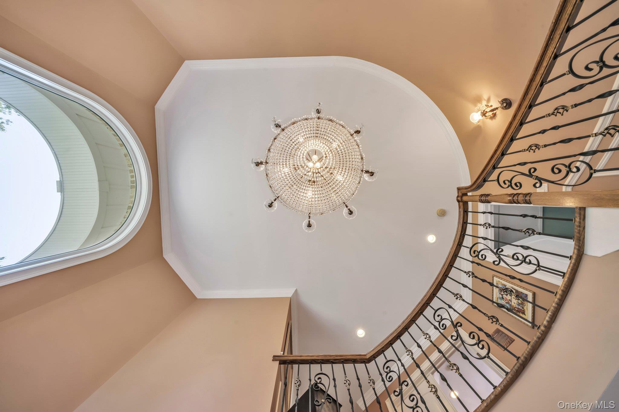 13 Locust Lane, Upper Brookville, NY 11545