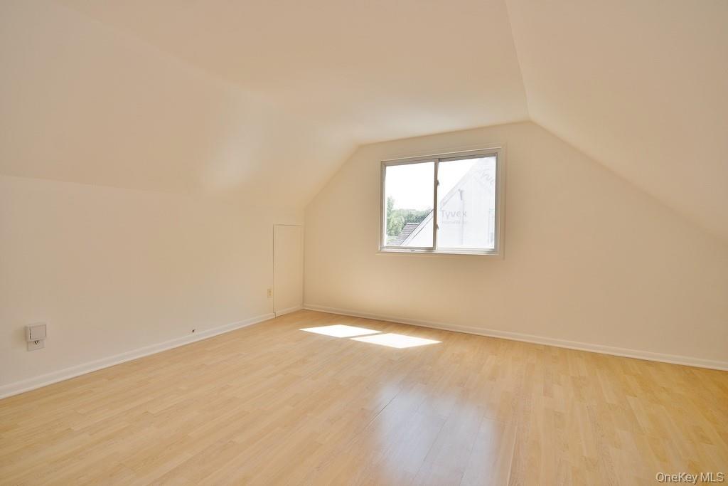 12 Babbitt Court, Elmsford, NY 10523