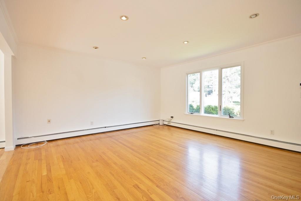 12 Babbitt Court, Elmsford, NY 10523