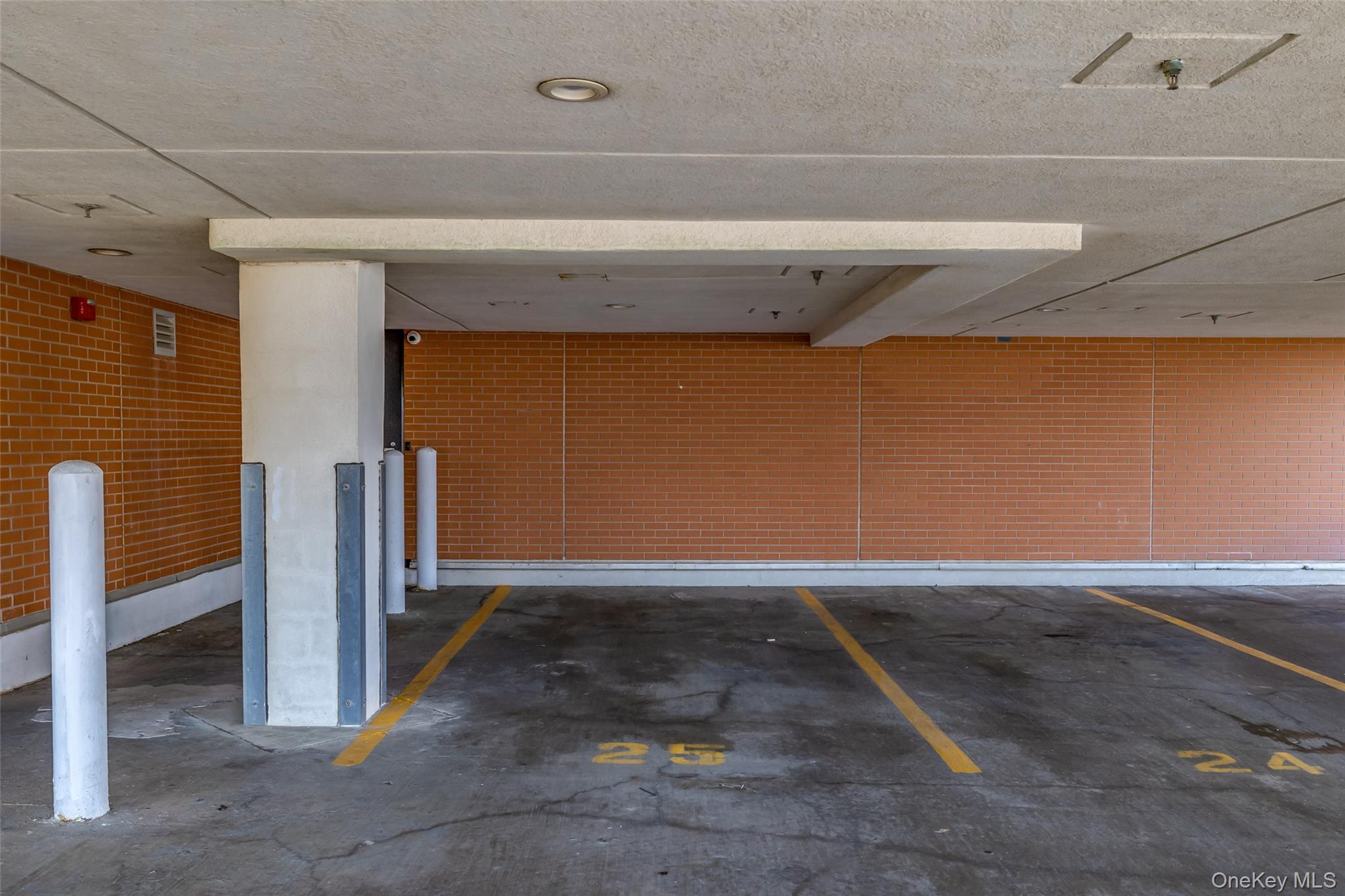 260 W Broadway # 2G, Long Beach, NY 11561