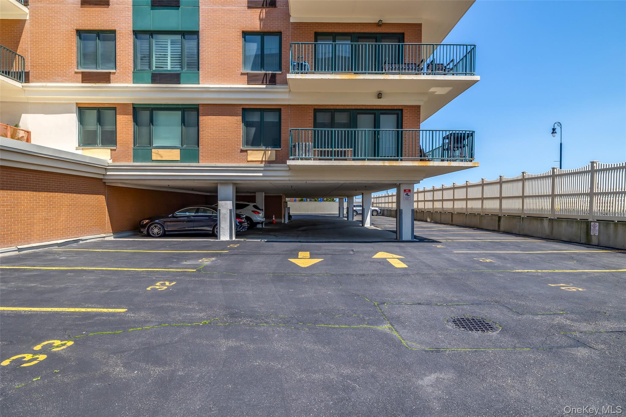 260 W Broadway # 2G, Long Beach, NY 11561