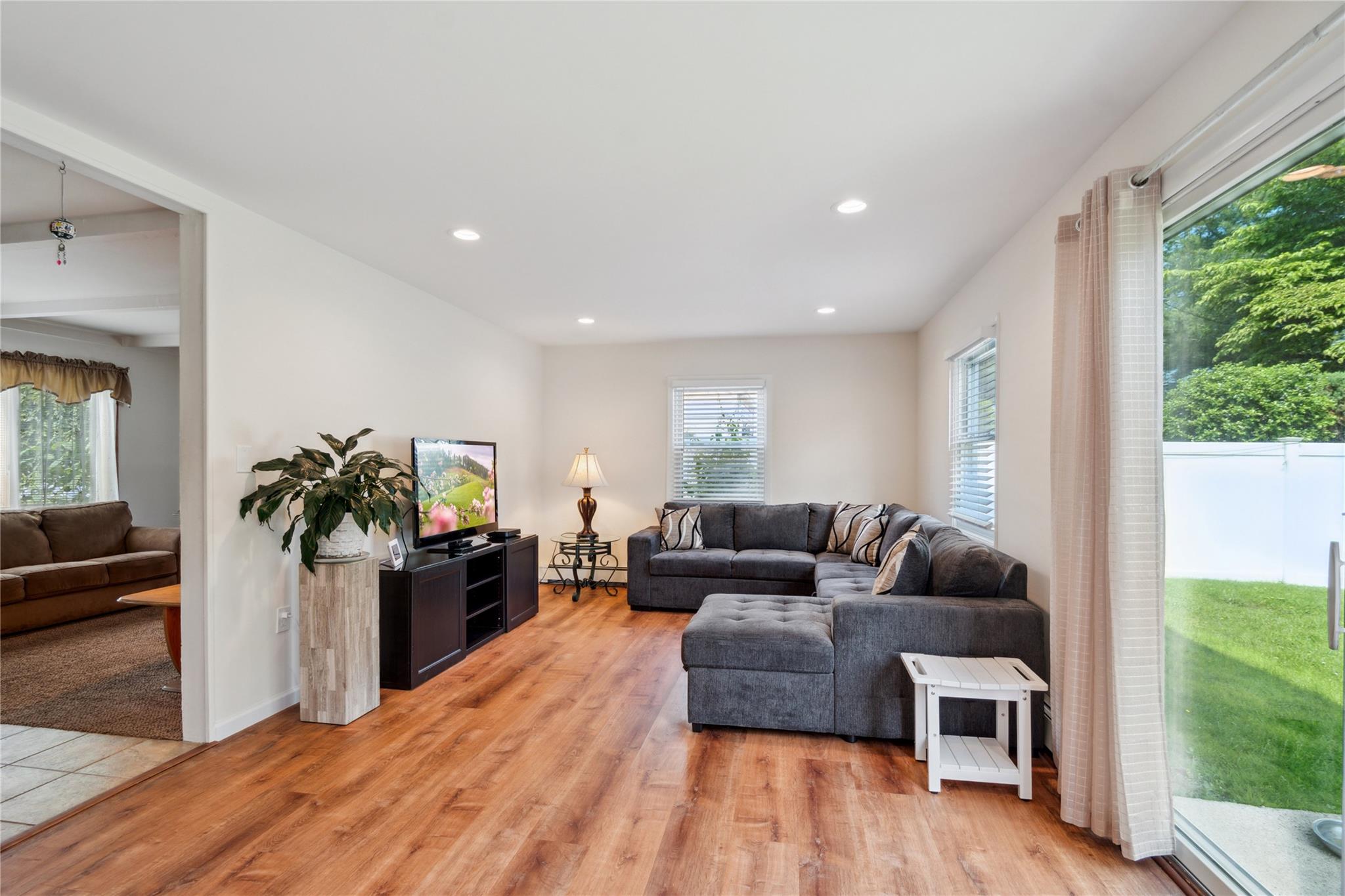 7 Anchor Lane, Levittown, NY 11756