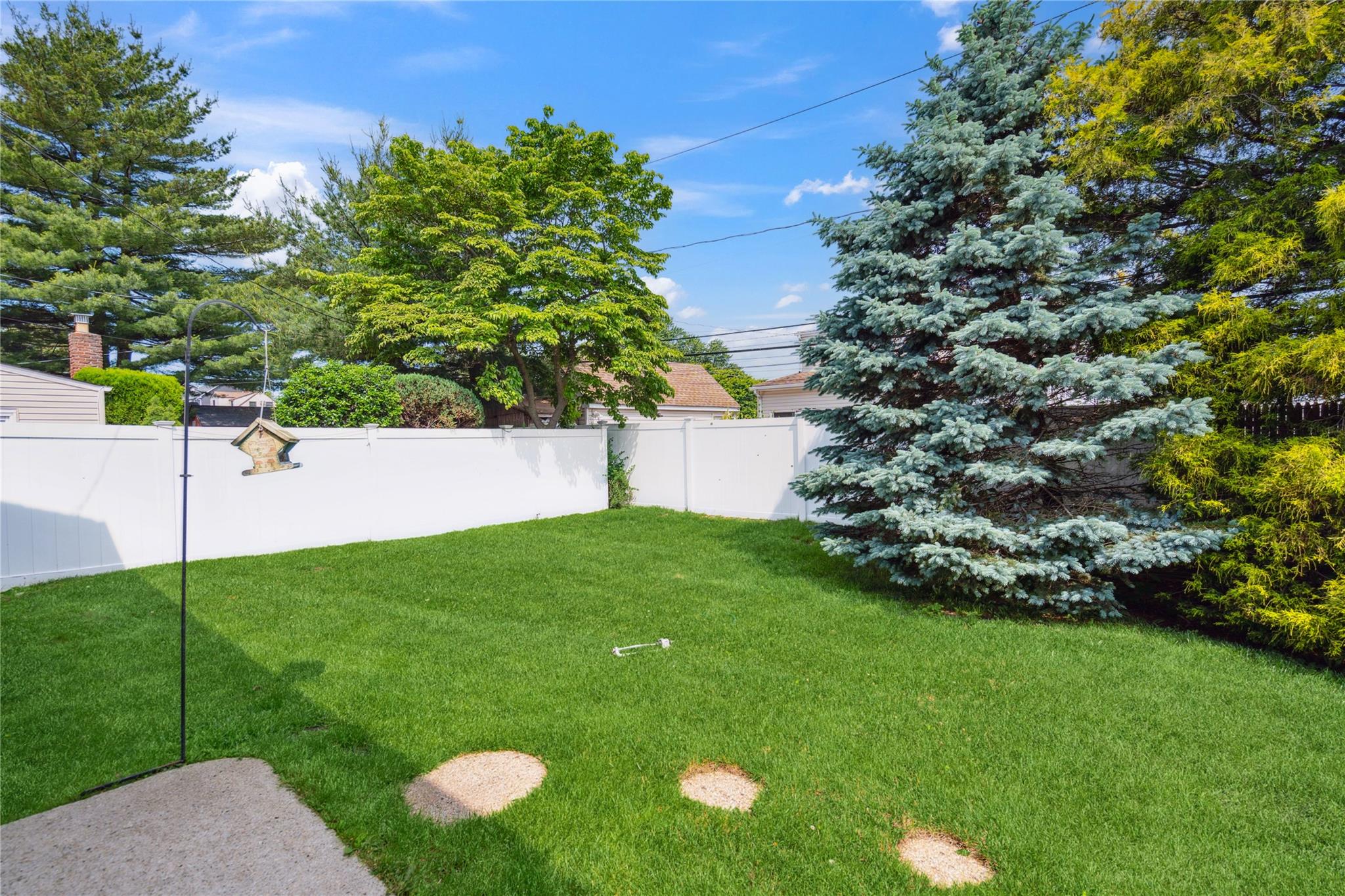 7 Anchor Lane, Levittown, NY 11756