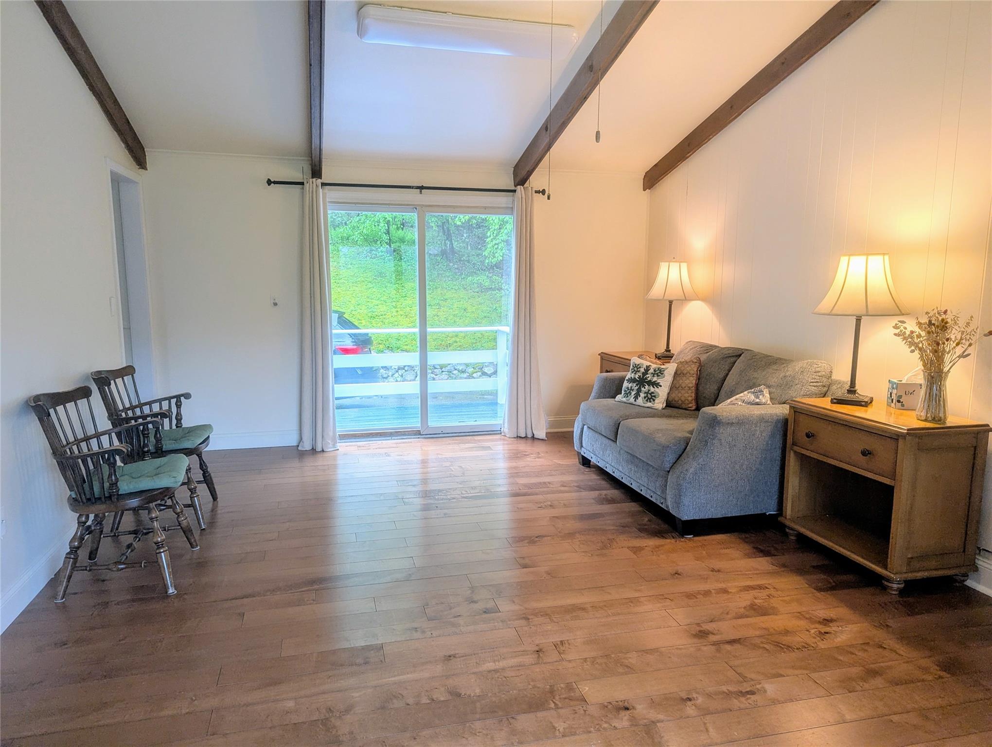 34 Hide Away Lane, Bloomingburg, NY 12721