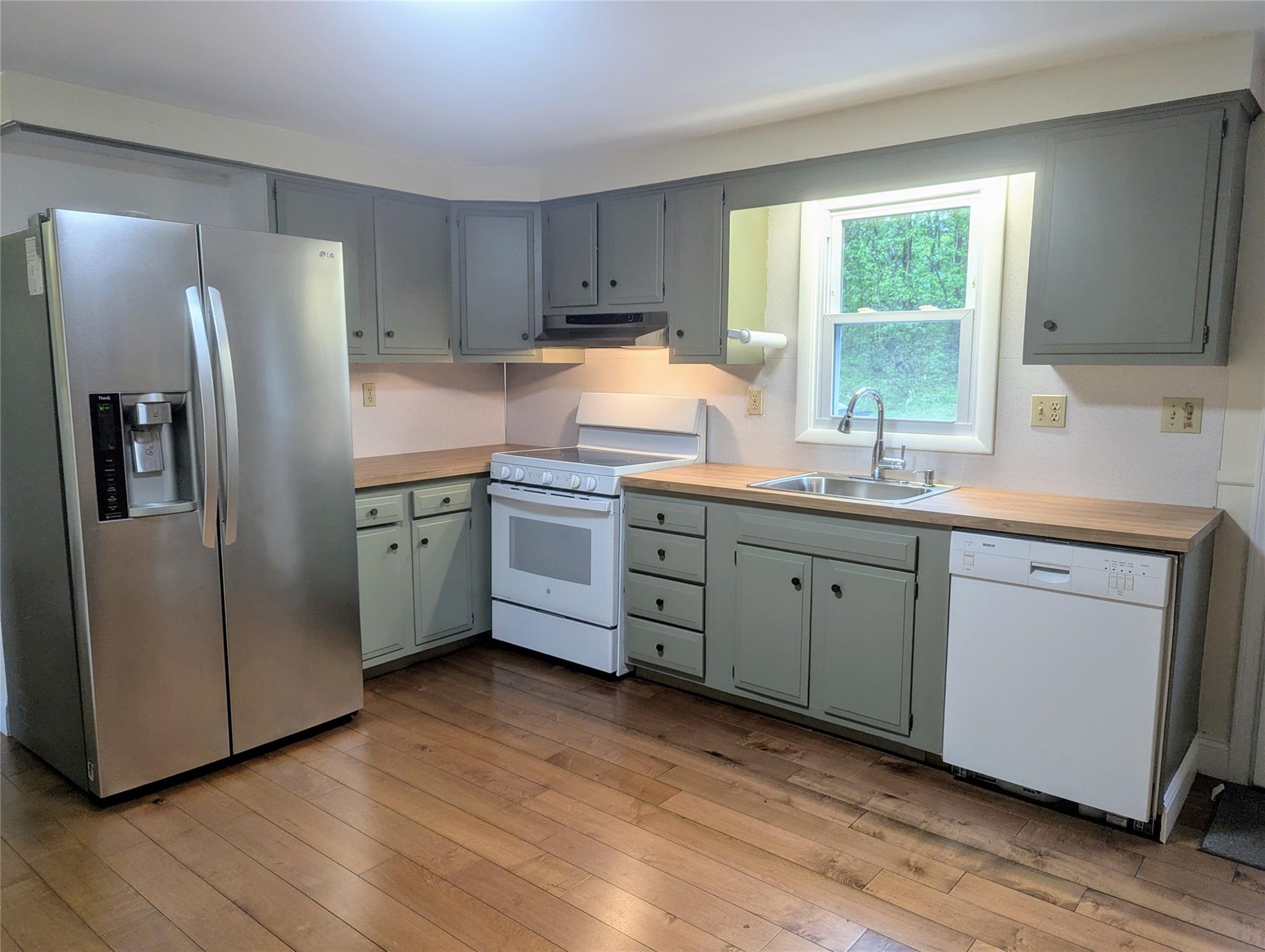 34 Hide Away Lane, Bloomingburg, NY 12721