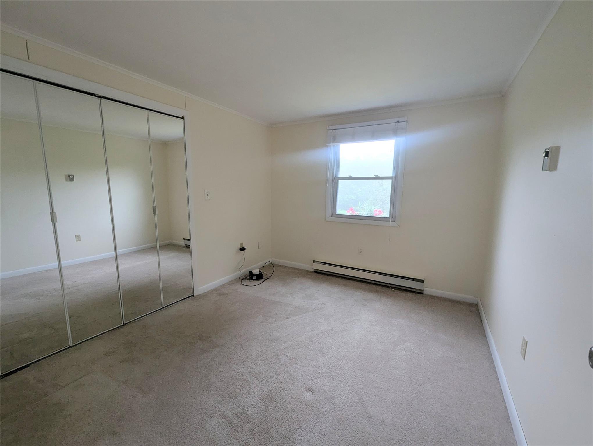 34 Hide Away Lane, Bloomingburg, NY 12721