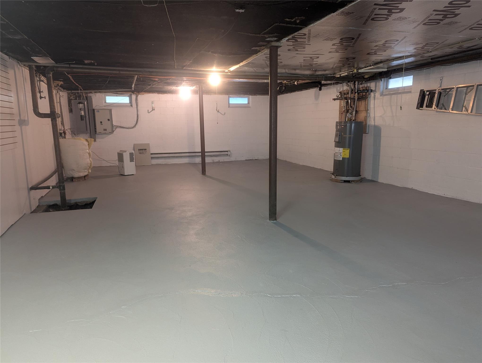 34 Hide Away Lane, Bloomingburg, NY 12721