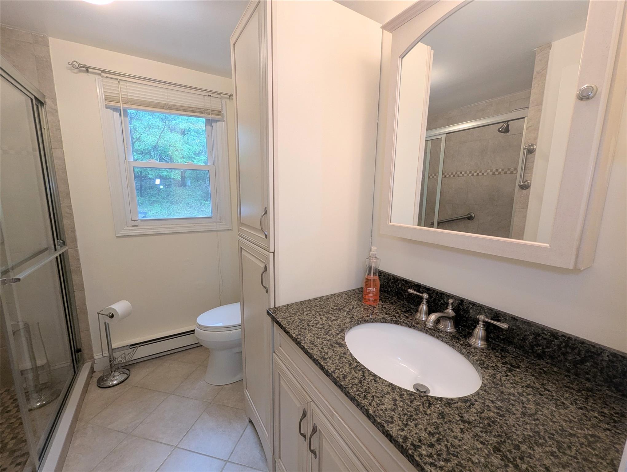 34 Hide Away Lane, Bloomingburg, NY 12721