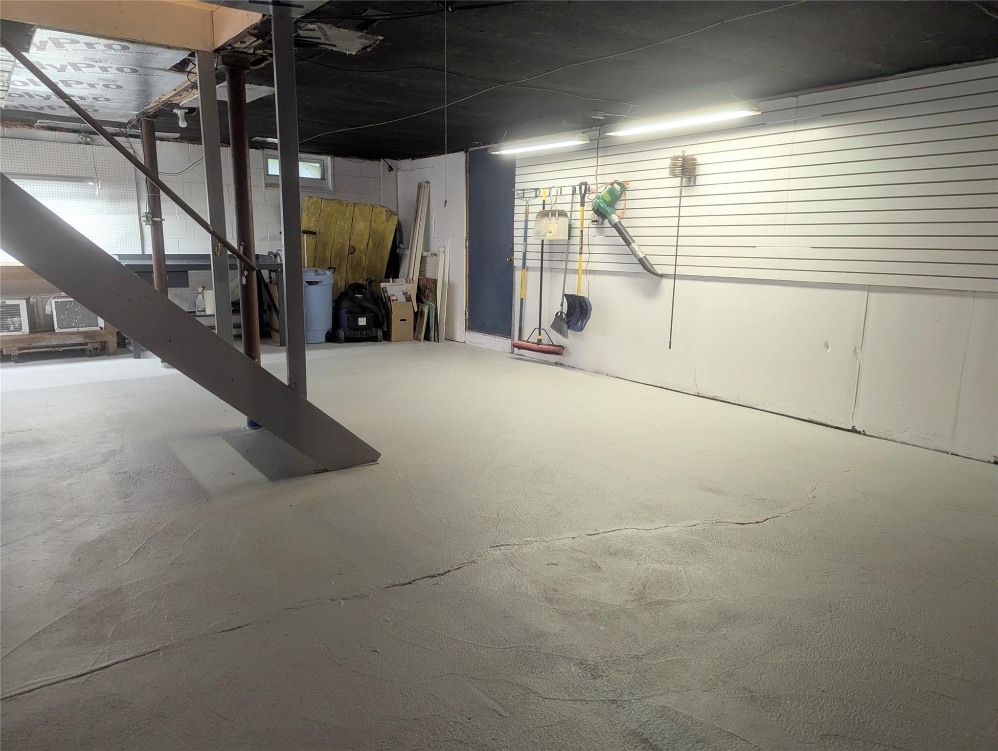 34 Hide Away Lane, Bloomingburg, NY 12721